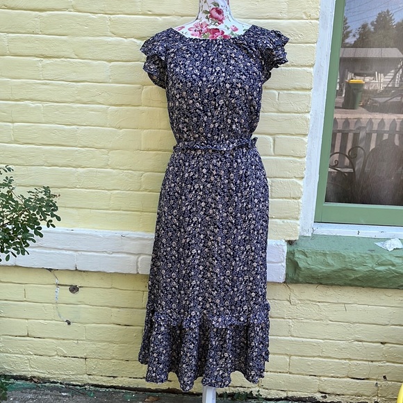 Universal Thread | Dresses | Navy Universal Thread Floral Print Tiered  Flutter Sleeve Midi Dress | Poshmark